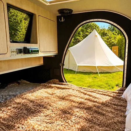 Luksusowy namiot Glamping Prive 2 Tentes Pour Vous Sur Le Mont A Tilff